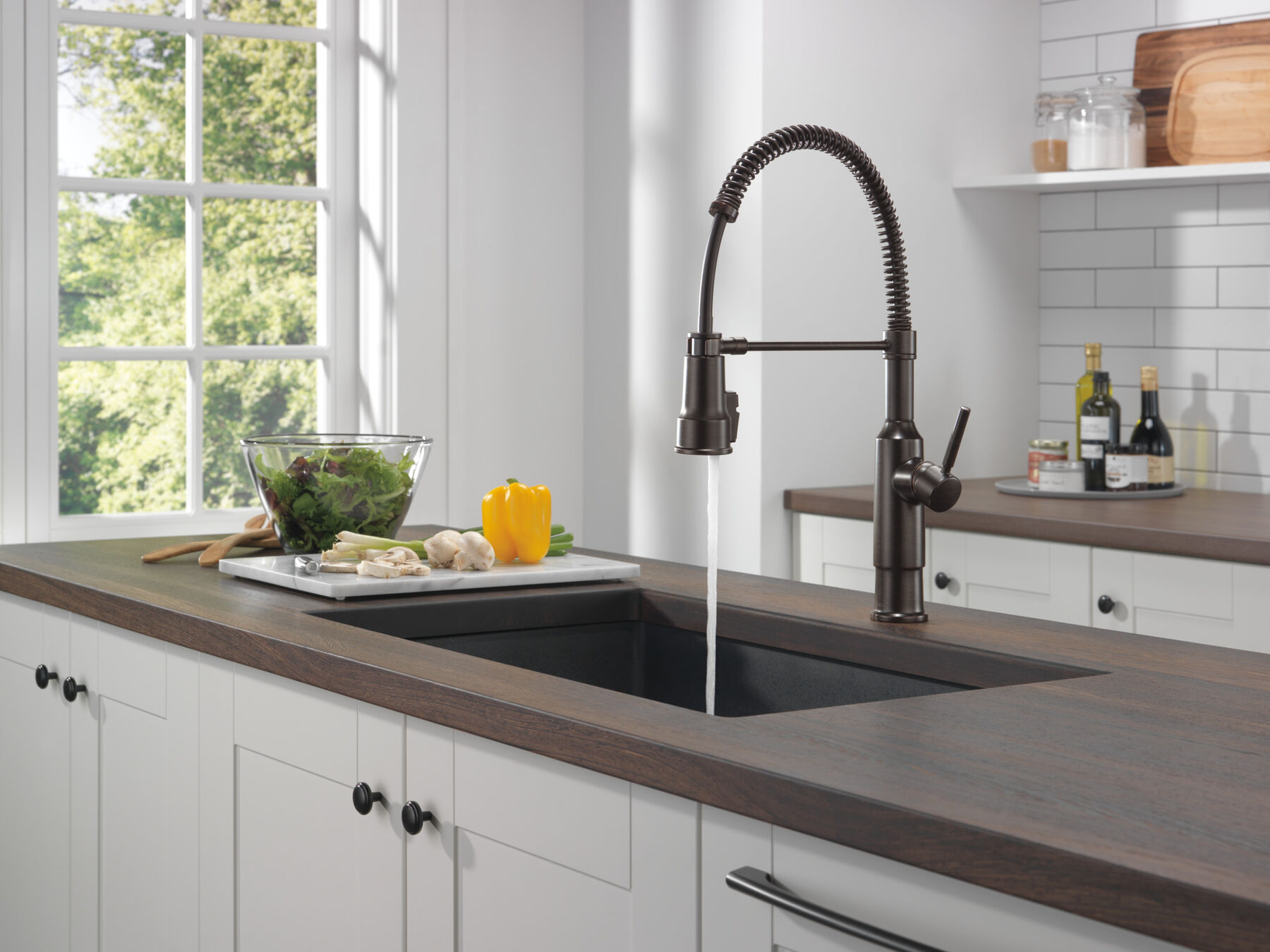 How To Fix A Leaky Kitchen Faucet – Step By Step